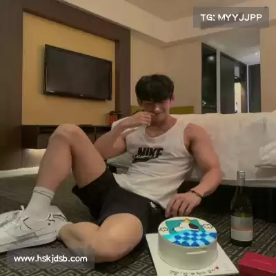 洪雷雁